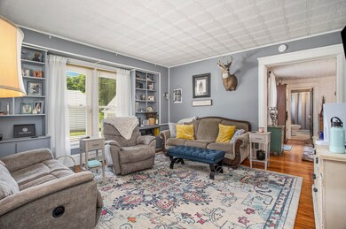 005_210_crary_st_marshall_mi_49068-33