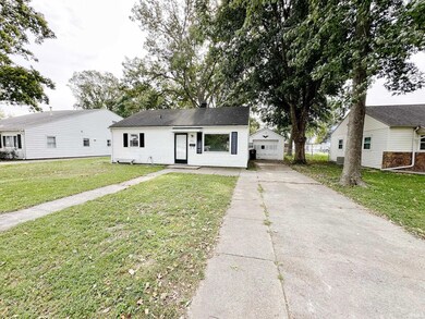 1216 E 3rd St, Mount Vernon, IN 47620 - photo 3