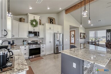 Kitchen with Breakfast Bar