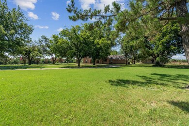 607 Pine Rd, Poolville, TX 76487 - photo 4