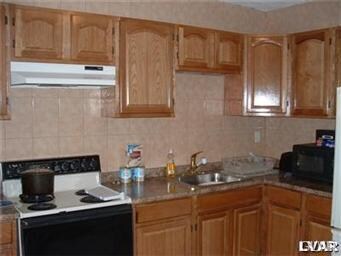 123 N 2nd St, Allentown, PA 18101 - photo 4