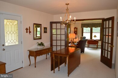 5204 Portsmouth Rd, Fairfax, VA 22032 - photo 5