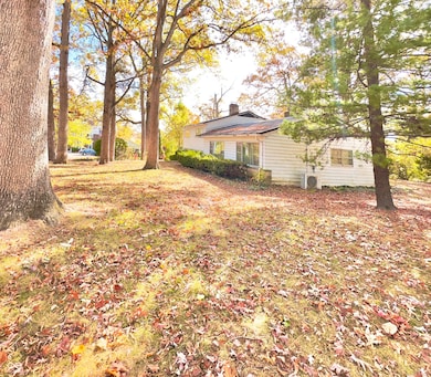 208 Southridge Rd, Fort Wayne, IN 46825 - photo 6