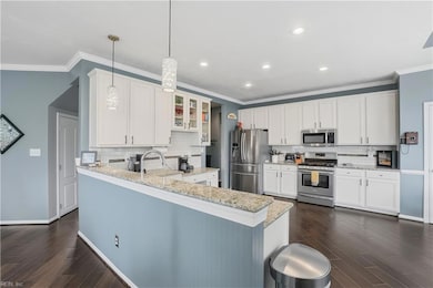 600 Mile Creek Ln, Chesapeake, VA 23322 - photo 6