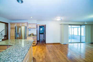 4224 Pinewood Ln, Matteson, IL 60443 - photo 6