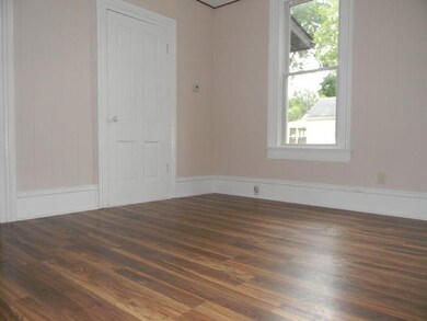 203 S 3rd Ave, Chenoa, IL 61726 - photo 4