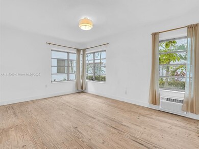 821 Jefferson Ave unit 2, Miami Beach, FL 33139 - photo 2