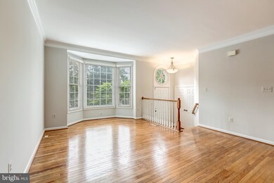 2206 Stefan Dr, Dunn Loring, VA 22027 - photo 5