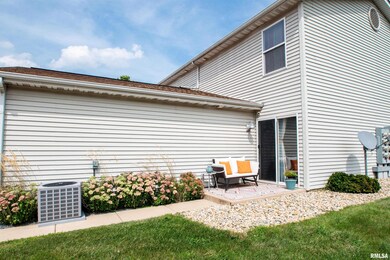 3841 W Palmyra Ct unit 1, Peoria, IL 61604 - photo 6