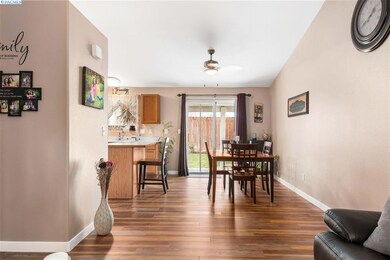 602 S Perry Ct, Kennewick, WA 99336 - photo 6