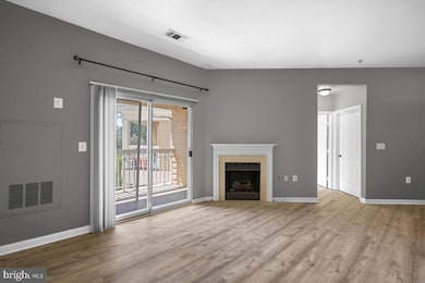 Worldgate Condominium unit 409, Herndon, VA 20170 - photo 3