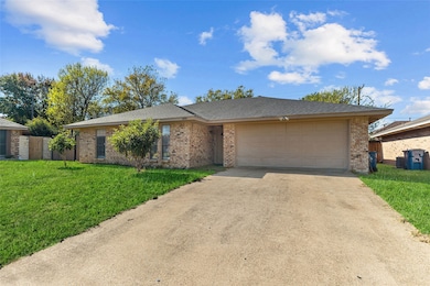 500 Pidgeon Ct, Desoto, TX 75115 - photo 3
