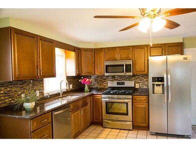 10 Ashby St unit 1st fl, Johnston, RI 02919 - photo 4