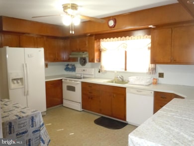 1190 Monmouth Rd, Mount Holly, NJ 08060 - photo 6