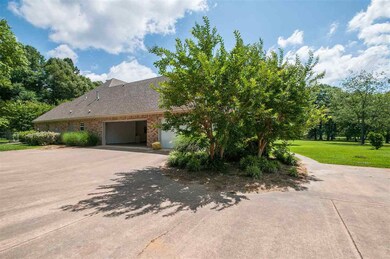 1038 E Broadwater Rd, Byram, MS 39212 - photo 4