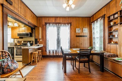 514 Wyatt Ave, Lincoln, IL 62656 - photo 5