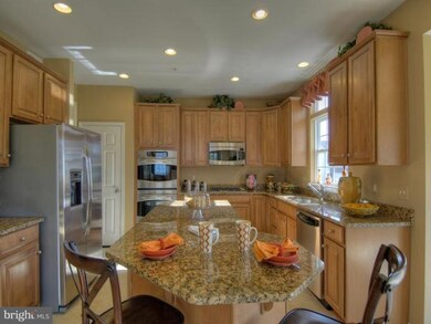 22575 Winding Woods Way, Clarksburg, MD 20871 - photo 5