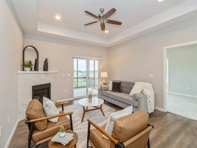 405 Ridge View Dr, West Branch, IA 52358 - photo 4