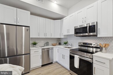 1330 S Patton St unit 404, Philadelphia, PA 19146 - photo 4