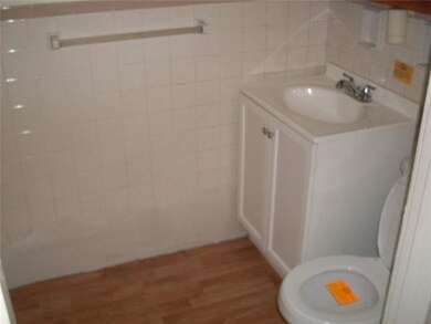 Full Bath.