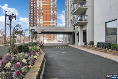 River Ridge unit PH 4/5, Fort Lee, NJ 07024 - photo 2