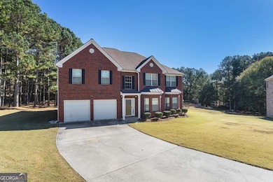608 Harris Ct, Conyers, GA 30012 - photo 2