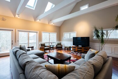 16AndrewWay-09-Truro-w