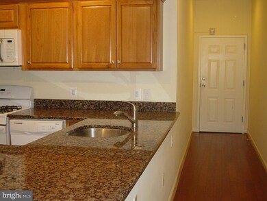 1727 Eastern Ave unit B, Baltimore, MD 21231 - photo 4
