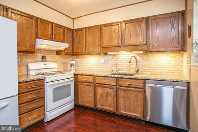 1910 Yorktown S, Norristown, PA 19403 - photo 4