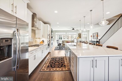 1809 Yellow Garnet Terrace SE, Leesburg, VA 20175 - photo 4