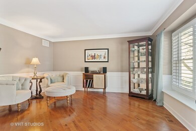 1352 Saxon Ln, Naperville, IL 60564 - photo 6