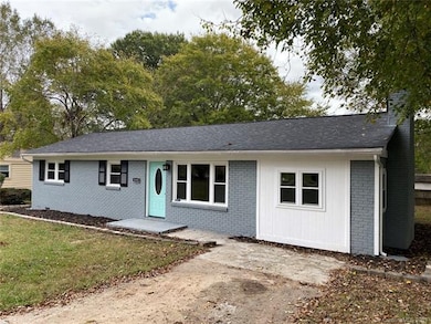 2335 Maplewood Dr unit 9, Gastonia, NC 28052 - photo 6