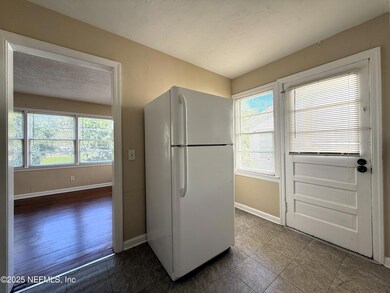 2925 Oak St, Jacksonville, FL 32205 - photo 7