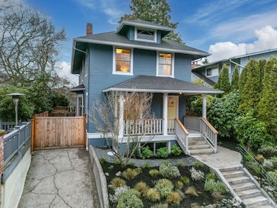 357 Garfield St, Seattle, WA 98109 - photo 2