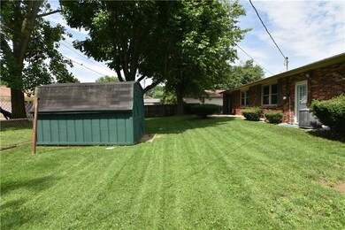 5225 Navajo Ct, Columbus, IN 47203 - photo 3