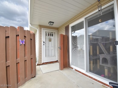 6864 Beacon Dr unit C, Mentor, OH 44060 - photo 6