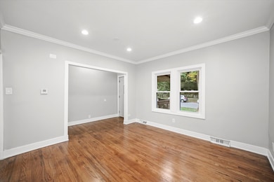 226 N Wilmette Ave, Westmont, IL 60559 - photo 4