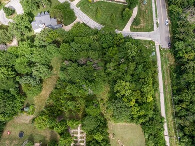 9032 Redbud Ln, Lenexa, KS 66220 - photo 7