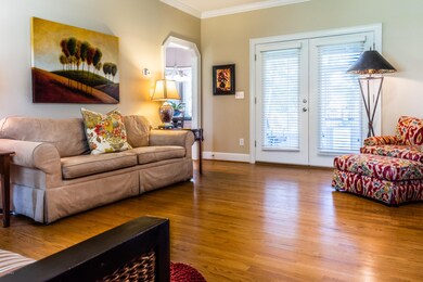 (14 of 42) 216 Windsong Rd-19201085957
