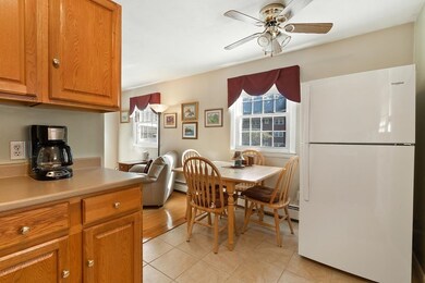 8 Austin Ct unit C, Saugus, MA 01906 - photo 3