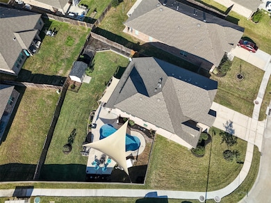 Look how large this pie shaped yard is bordered by