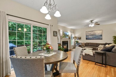 90 Fisher Rd unit 17, Holden, MA 01520 - photo 6