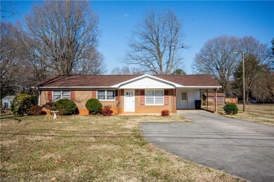 178 Shumaker Dr, Statesville, NC 28625 - photo 2