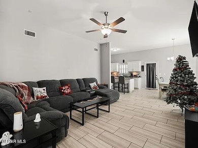 13705 Olney Ave, El Paso, TX 79928 - photo 2