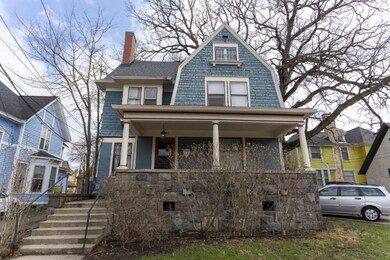 208-210 College Ave - Exterior