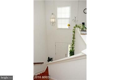 8887 Purple Iris Ln, Elkridge, MD 21075 - photo 5