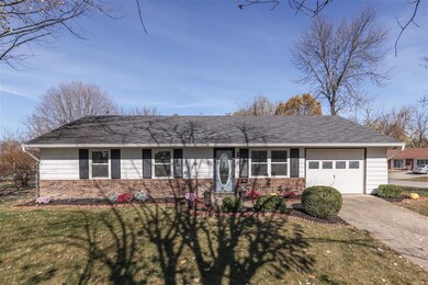 142 Brentwood Ln, Whiteland, IN 46184 - photo 2