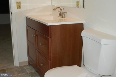 12 Dickens Square, Lutherville Timonium, MD 21093 - photo 5