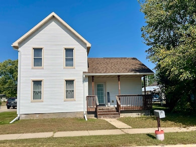 326 W Front St, Muscoda, WI 53573 - photo 2