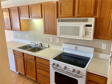 1842 S Church St, Allentown, PA 18103 - photo 6